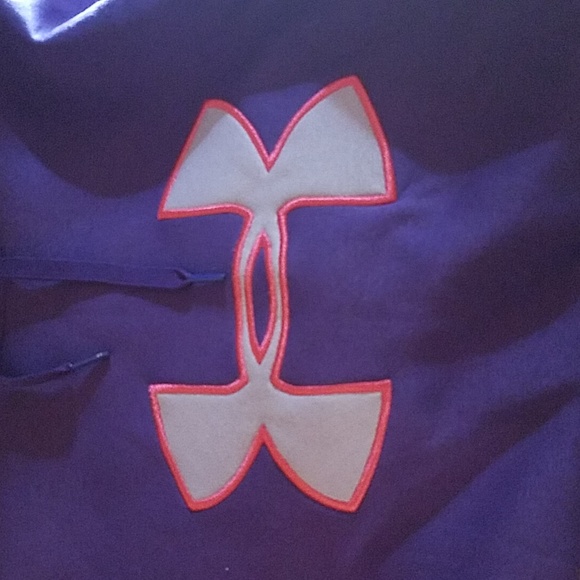 Under Armour hoodie - Picture 4 of 7